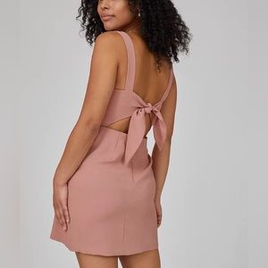 Wilfred Aperature Tie Back Dress - Warm Sienna Red
